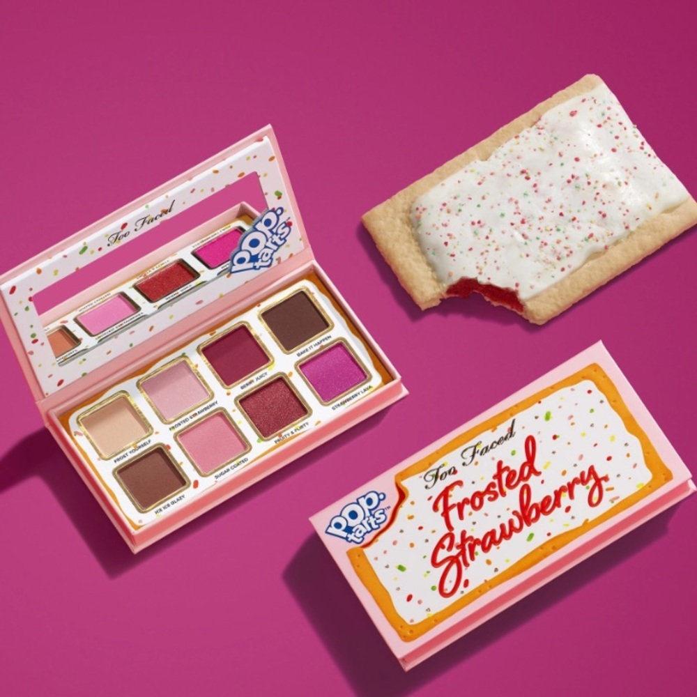 TOO FACED FROSTED STRAWBERRY POP TART MINI EYESHADOW PALETTE - Picture 5 of 5